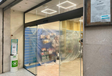 puerta-automatica-de-cristal