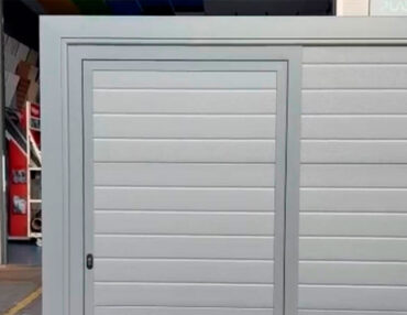 puerta-de-corredera-AUTOPORTANTE-SIN-GUIA-EN-EL-SUELO